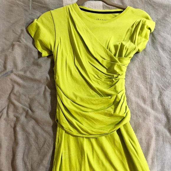 Theory Dresses & Skirts - NWT Lime Green Theory Ruched T Shirt Dress P